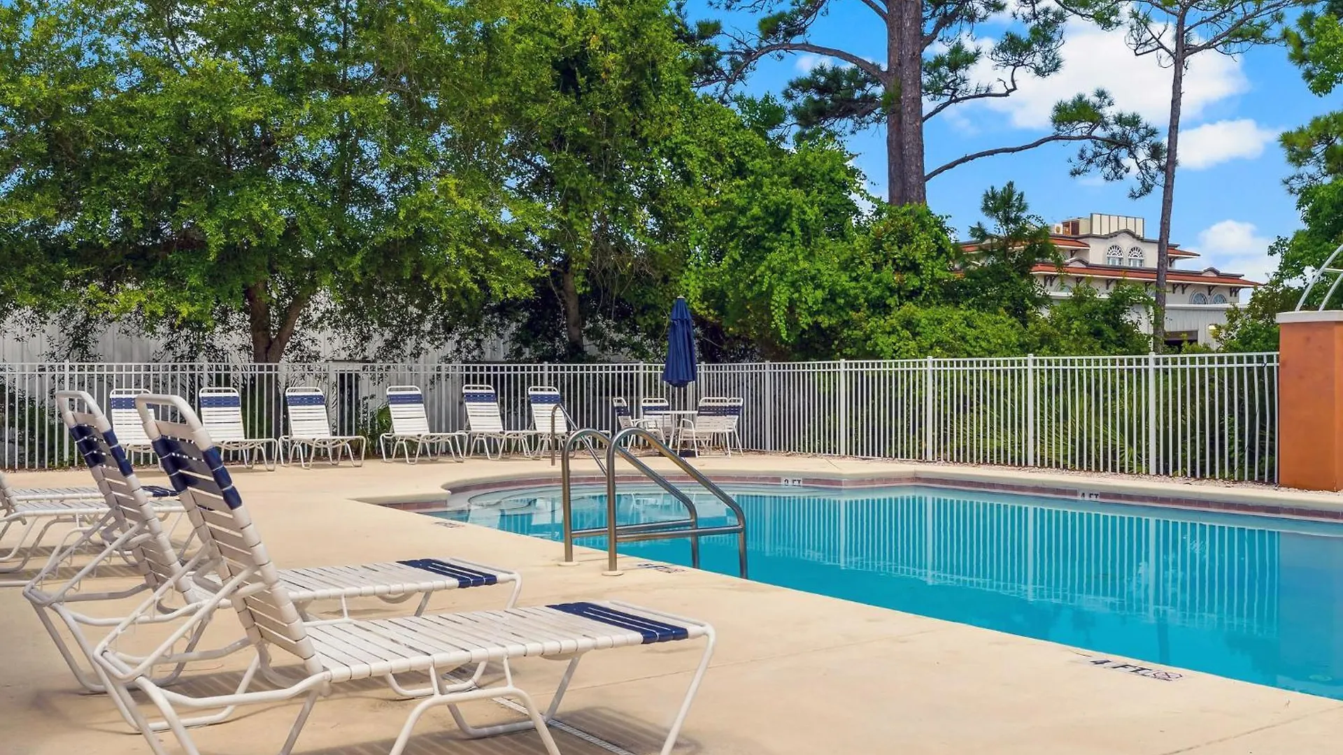 Holiday home Shore Beats Work With Woodland Setting Destin United States