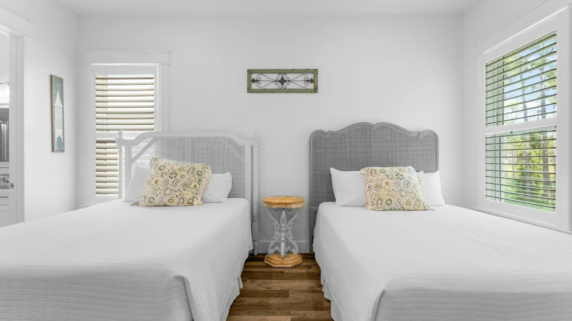 Holiday home Shore Beats Work With Woodland Setting Destin