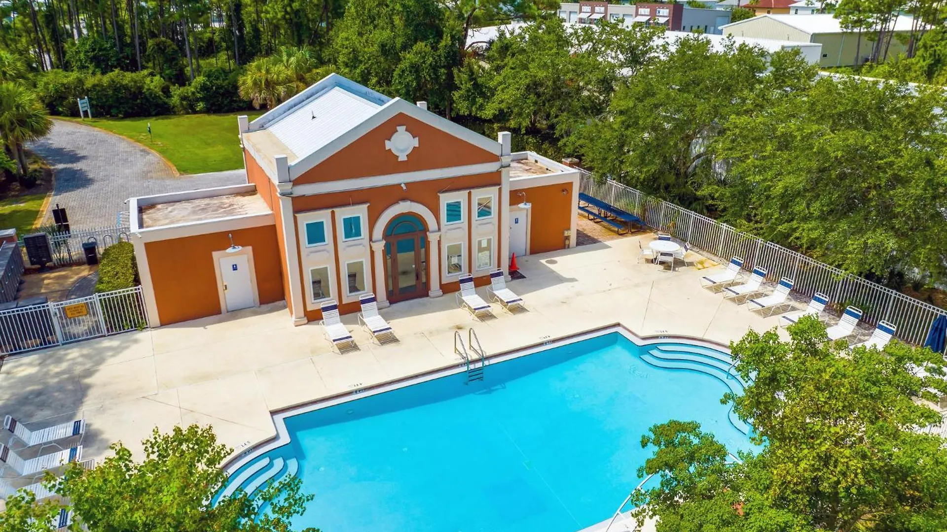 Holiday home Shore Beats Work With Woodland Setting Destin