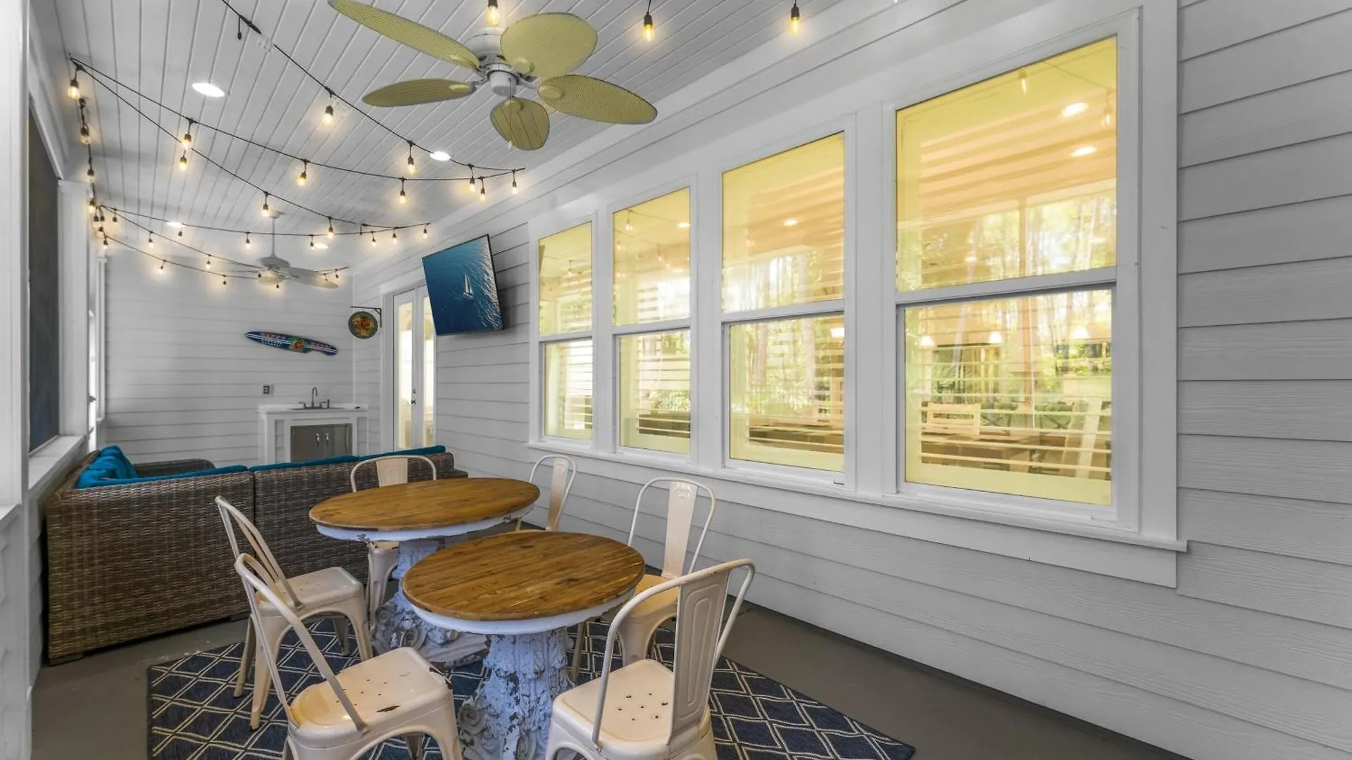 Shore Beats Work With Woodland Setting Destin Holiday home