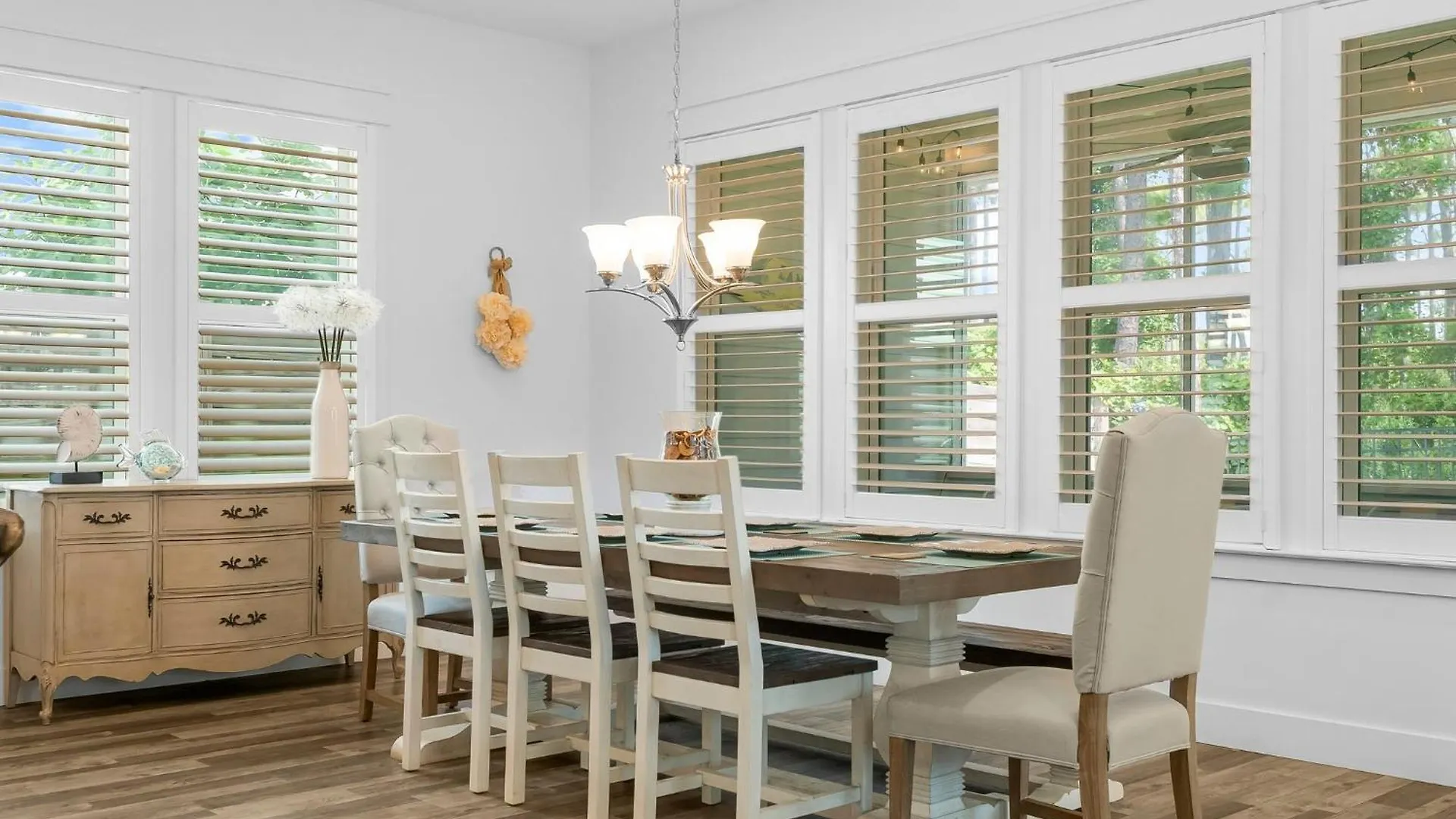 Shore Beats Work With Woodland Setting Destin